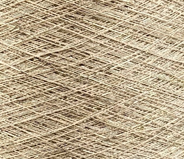 Industria Italiana Filati Art. Frizzante Nm 35 – Fantasiegarn aus Viskose und Lurex col. Goldbeige 2039